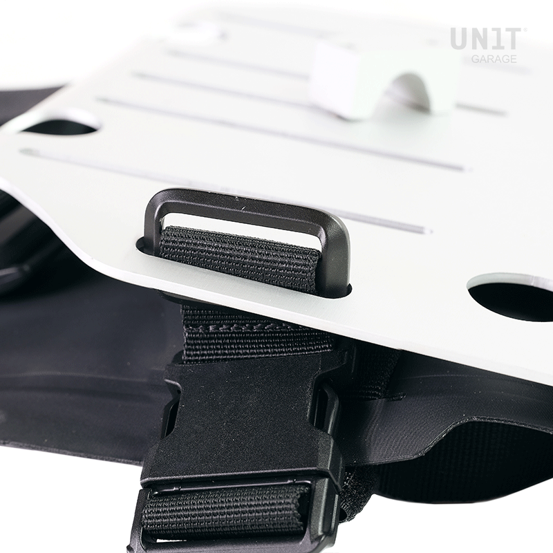 铝袋固定器，带有可调节的Hypalon前面板和快速接头