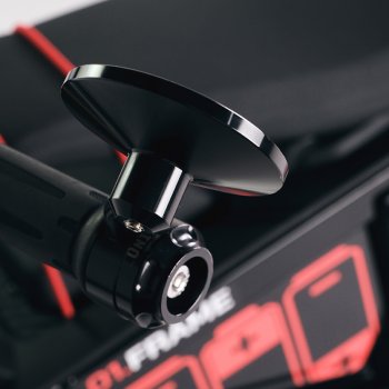 2 个后视镜，带 2 个 BMW CE 02 终端