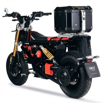 36L 铝制 Atlas 顶箱 + BMW CE 02 后行李架带乘客把手