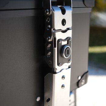 Atlas 44L 通用铝合金尾箱