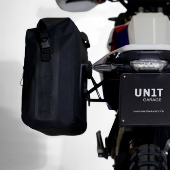 TPU的Khali侧袋 + BMW F450GS 车架左
