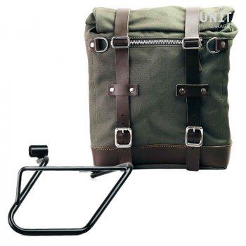 帆布 22L-30L + 右侧 BMW CE 04 车架的 Scram 侧驮包