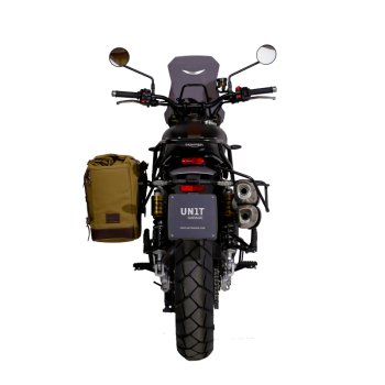 Scram 帆布包 22L-30L + Triumph Street Scrambler 900（2026 年及之后）左框架