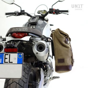 侧袋采用分体皮革+ Ducati Scrambler镜架