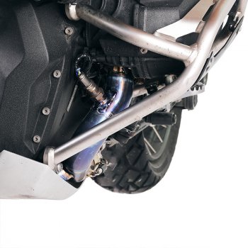 Akrapovic 钛合金排气管 BMW R1300GS 和 ADV