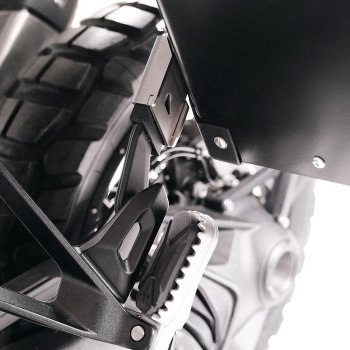 一对 Atlas 无框铝制包袋 47L+47L + 适用于 BMW R1300GS 无框包袋的固定系统