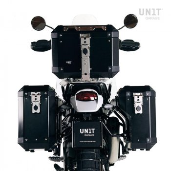 一对 Atlas 40L + 34L 铝包 + Ducati DesertX 车架
