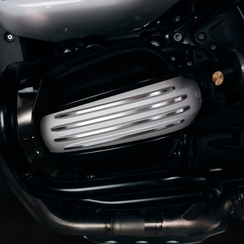 一对 BMW R12 线圈保护器