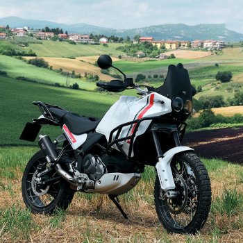 Edi Race Ducati DesertX 画面