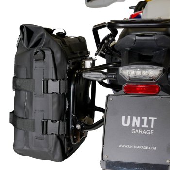 两个 TPU 35L - 45L 的 Khali 侧袋 + 一对铝板 + Atlas 铝合金马鞍架 BMW F450GS