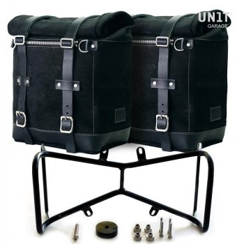 两个侧袋采用分体皮革+双框架NineT对称