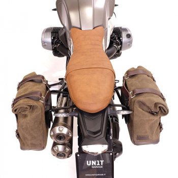 两个分开的皮革侧袋+双框架NineT