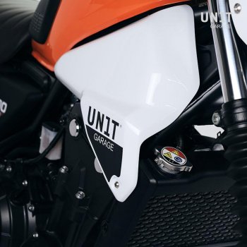 本田 CL 油箱侧板 白色