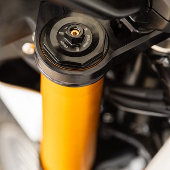 Öhlins 48mm 前叉 + 三重夹具 BMW R12 G/S