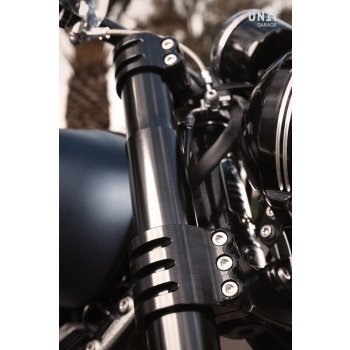 Ohlins USD叉子套件+单位车库板和脚