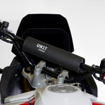 BMW F450GS 人体工程学车把