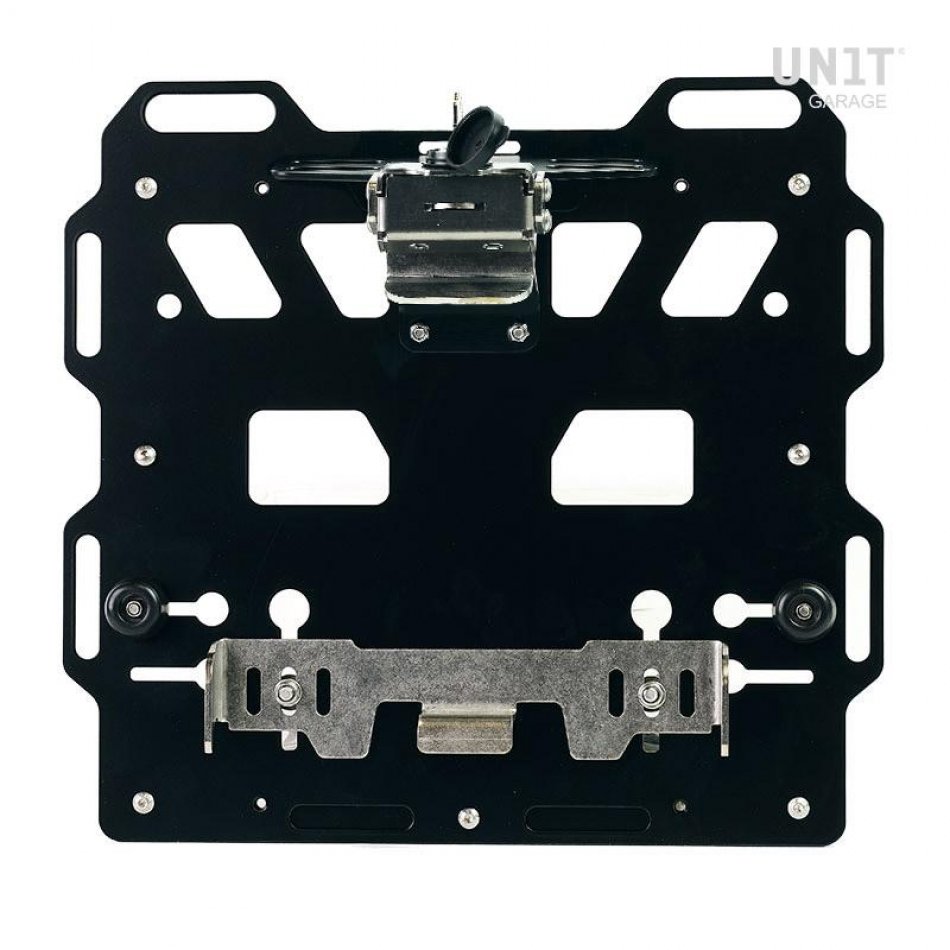 消声器侧的Atlas 34L铝袋