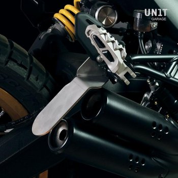 带可调节 Hypalon 前部和快速接头的铝制袋架 + Ducati Desert Sled 右车架