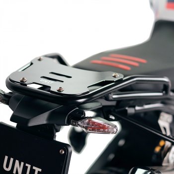 带乘客把手的行李架 BMW F900GS