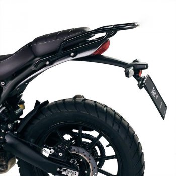 带乘客把手的后行李架 Triumph Speed 400 和 Scrambler 400