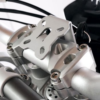 杜卡迪 DesertX GPS 安装座