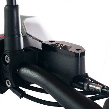 刹车和离合器油箱盖 BMW R1300GS 和 ADV