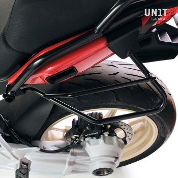 Moto Guzzi V100 Mandello 车架左